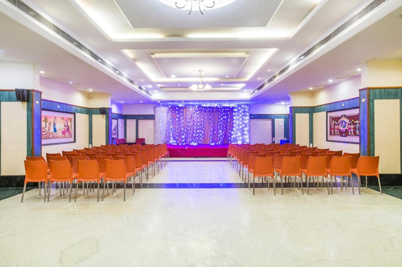 Capital O 69831 Hotel Mount Heera Chennai Exterior photo